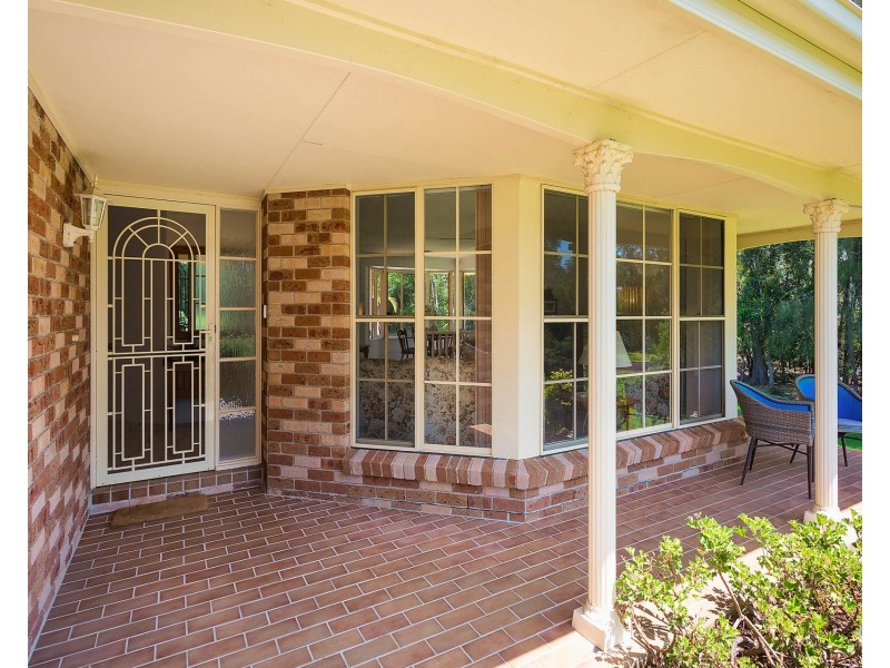 18 Mummaga Lake Drive, Dalmeny NSW 2546