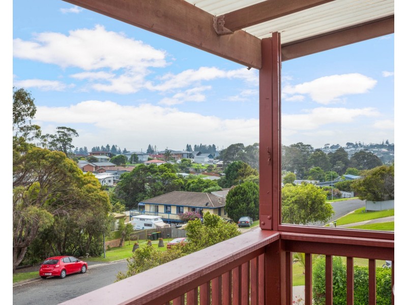 8 Hart Street, Bermagui NSW 2546