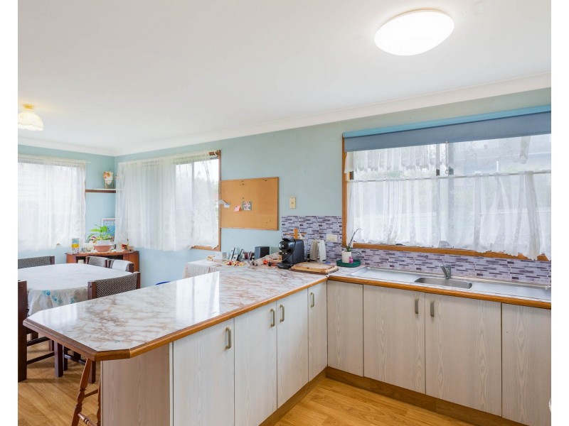 8 Hart Street, Bermagui NSW 2546