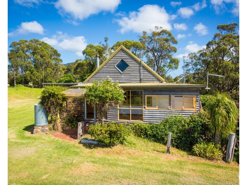84 Sunnyside Road, Central Tilba NSW 2546