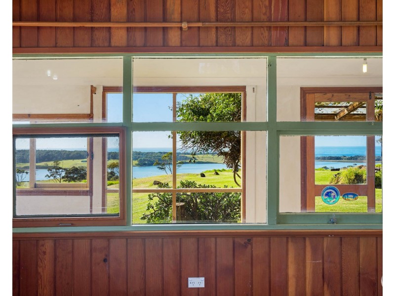 84 Sunnyside Road, Central Tilba NSW 2546