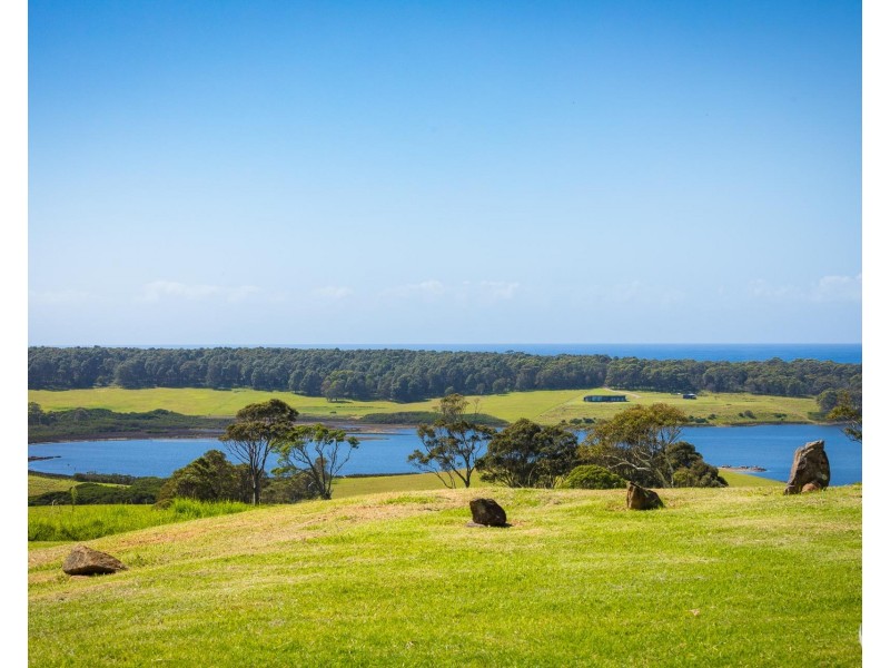 84 Sunnyside Road, Central Tilba NSW 2546