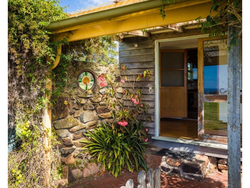 84 Sunnyside Road, Central Tilba NSW 2546