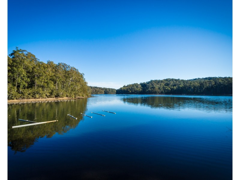 100 Hobbs Point Road, Narooma NSW 2546