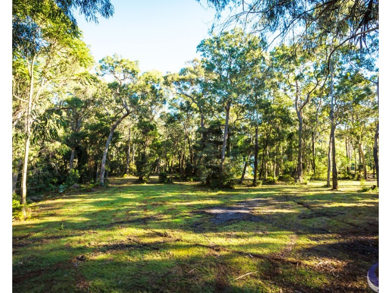 100 Hobbs Point Road, Narooma NSW 2546