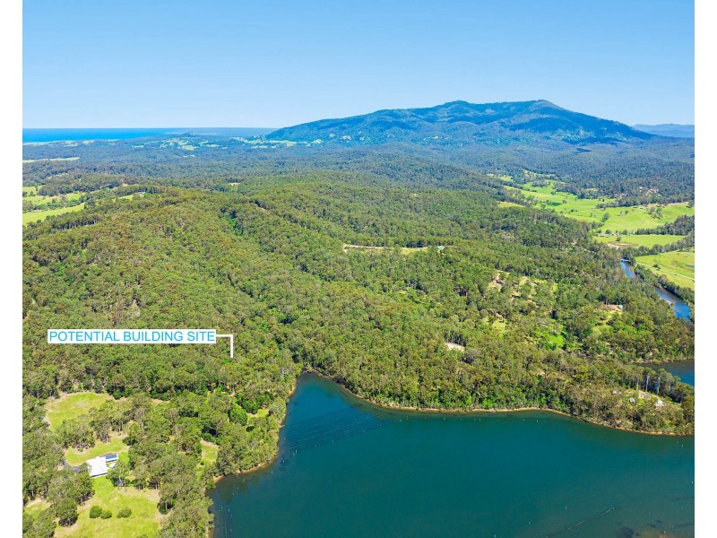 100 Hobbs Point Road, Narooma NSW 2546