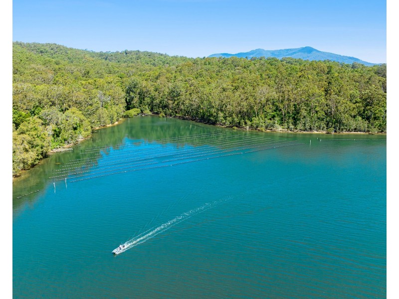 100 Hobbs Point Road, Narooma NSW 2546