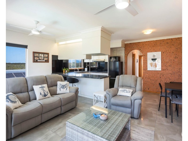 8/12 Ballingalla Street, Narooma NSW 2546