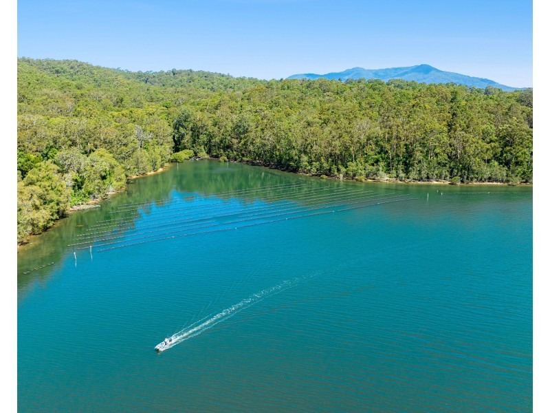 100 Hobbs Point Road, Narooma NSW 2546