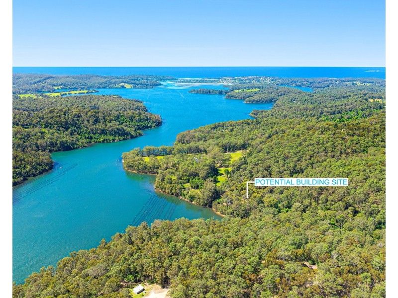 100 Hobbs Point Road, Narooma NSW 2546