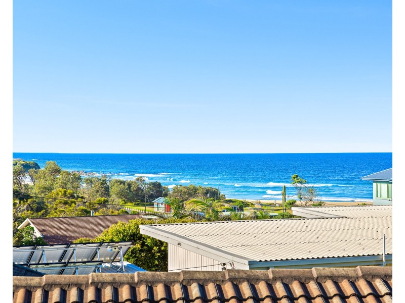 8 Kianga Parade, Kianga NSW 2546