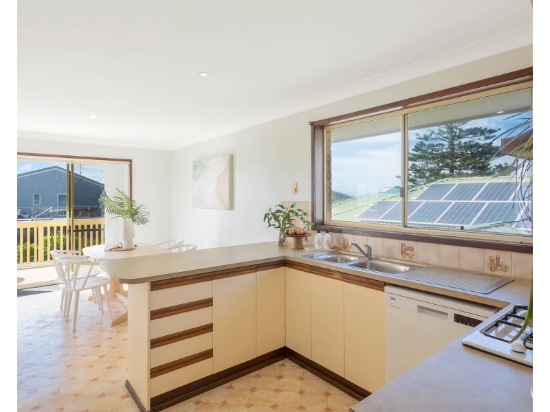 8 Kianga Parade, Kianga NSW 2546