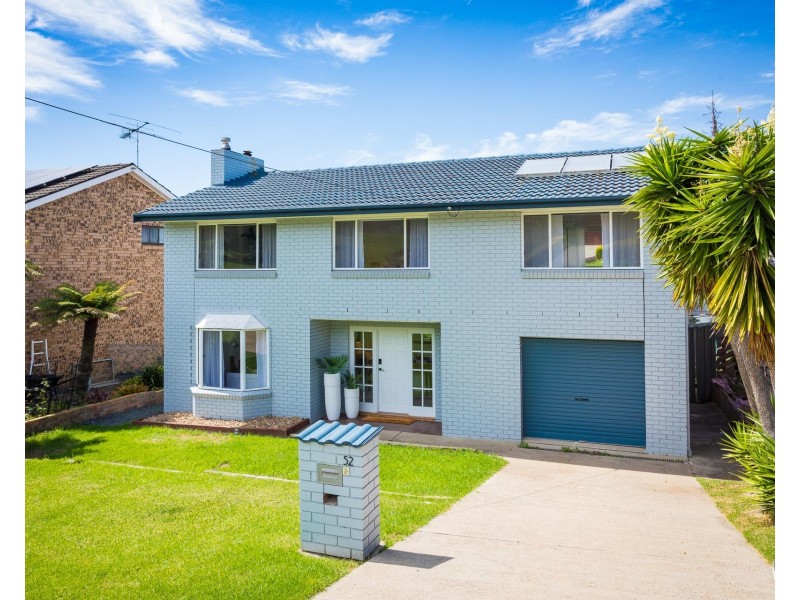 52 Sunset Boulevard, Kianga NSW 2546