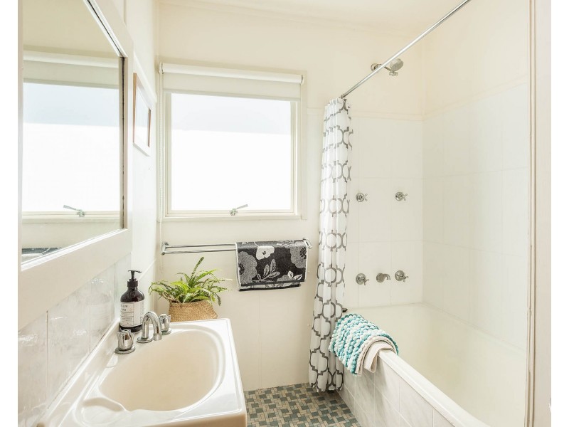 3 Sheaffe Street, Narooma NSW 2546