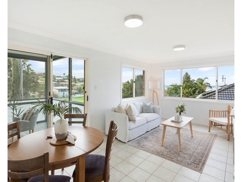 7 Beachview Close, North Narooma NSW 2546