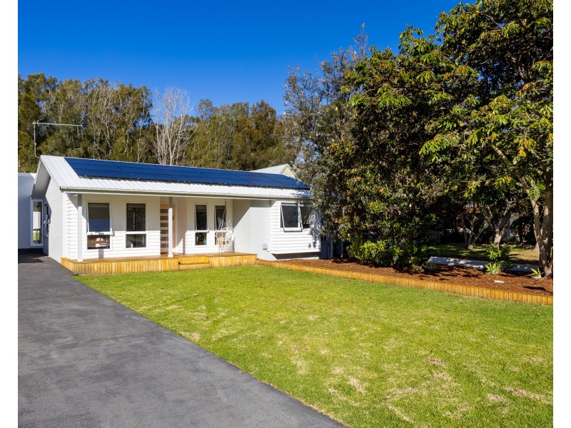 47 Tatiara Street, Dalmeny NSW 2546