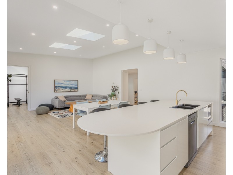 47 Tatiara Street, Dalmeny NSW 2546