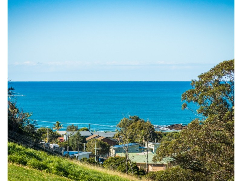 301 Dalmeny Drive, Kianga NSW 2546