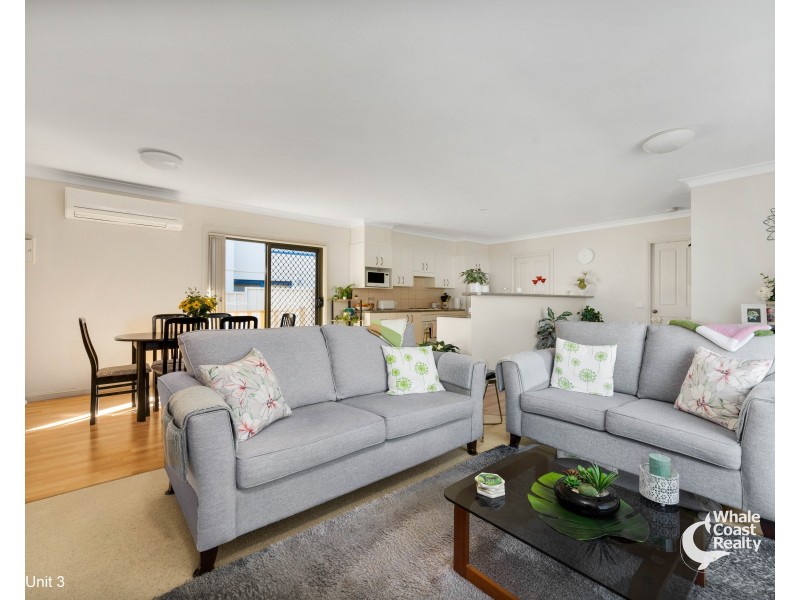 378 Beach Road, Batehaven NSW 2536