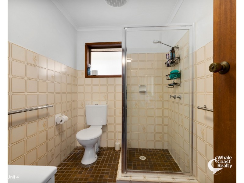 378 Beach Road, Batehaven NSW 2536