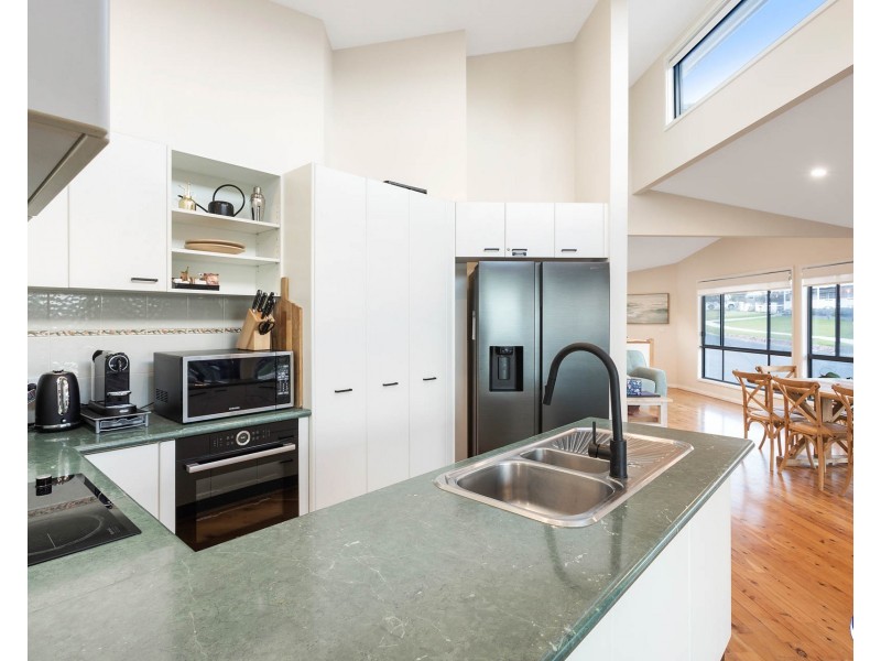 105 Cresswick Parade, Dalmeny NSW 2546