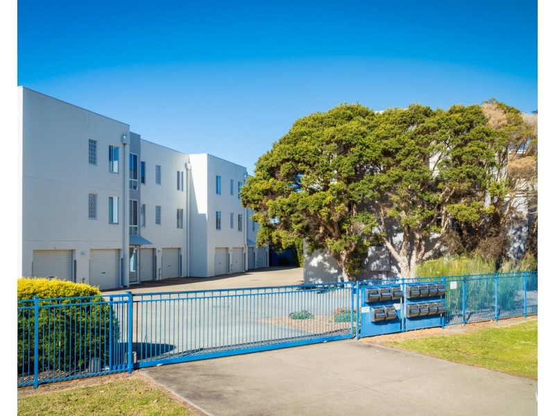8/4-6 Princes Highway, Narooma NSW 2546