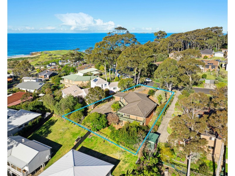 33 Warbler Crescent, North Narooma NSW 2546