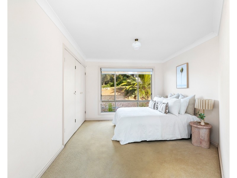 33 Warbler Crescent, North Narooma NSW 2546