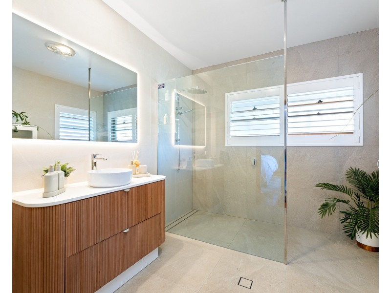 2 Dromedary Terrace, Narooma NSW 2546