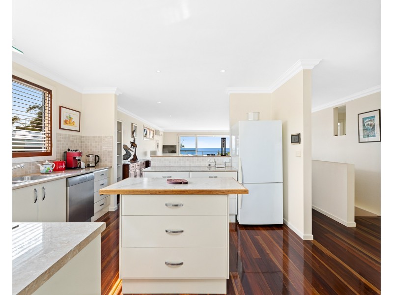30 Lake View Drive, Wallaga Lake NSW 2546
