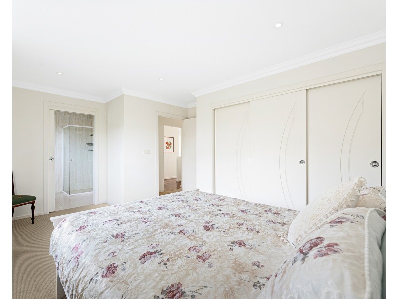 30 Lake View Drive, Wallaga Lake NSW 2546