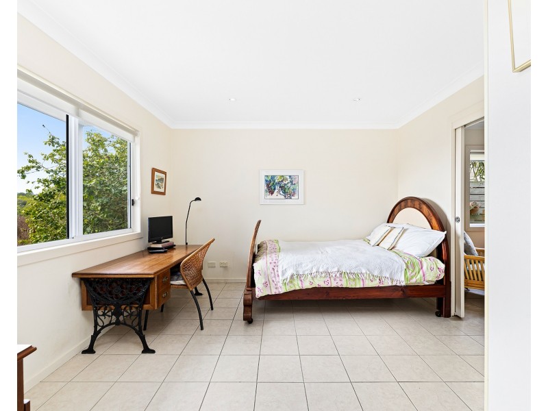 30 Lake View Drive, Wallaga Lake NSW 2546