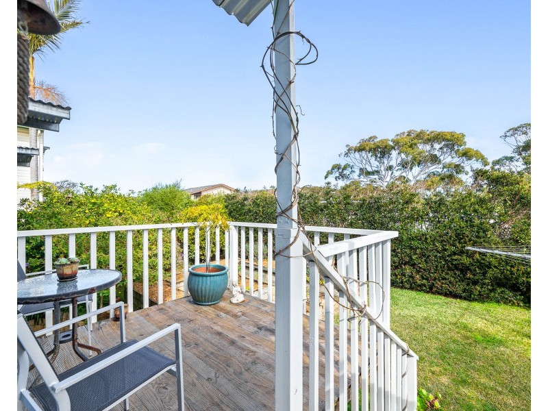 30 Lake View Drive, Wallaga Lake NSW 2546