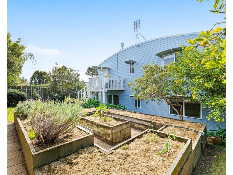 30 Lake View Drive, Wallaga Lake NSW 2546