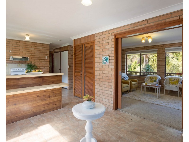 8 Willcocks Avenue, Narooma NSW 2546