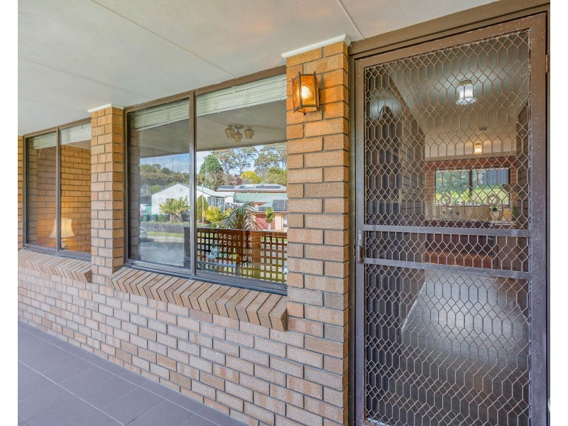 8 Willcocks Avenue, Narooma NSW 2546