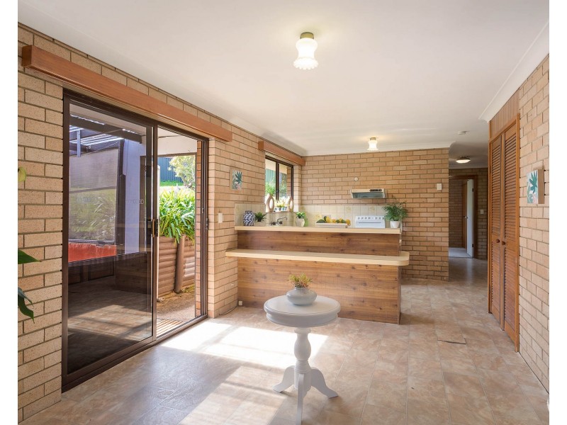 8 Willcocks Avenue, Narooma NSW 2546