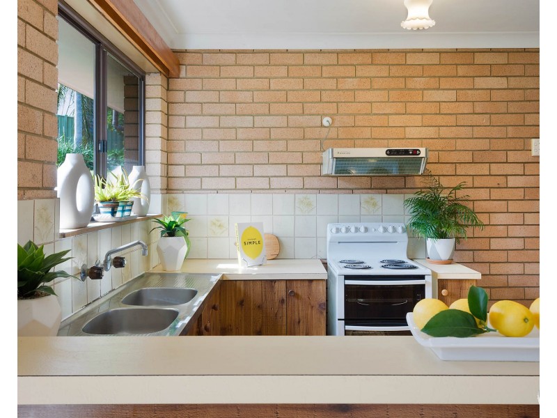 8 Willcocks Avenue, Narooma NSW 2546