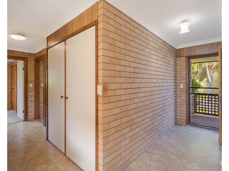 8 Willcocks Avenue, Narooma NSW 2546