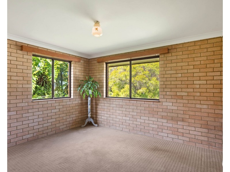 8 Willcocks Avenue, Narooma NSW 2546