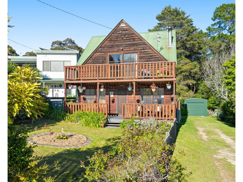 11 Thomson Parade, Dalmeny NSW 2546