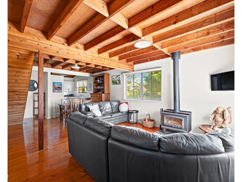 11 Thomson Parade, Dalmeny NSW 2546