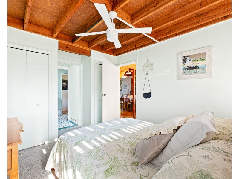11 Thomson Parade, Dalmeny NSW 2546