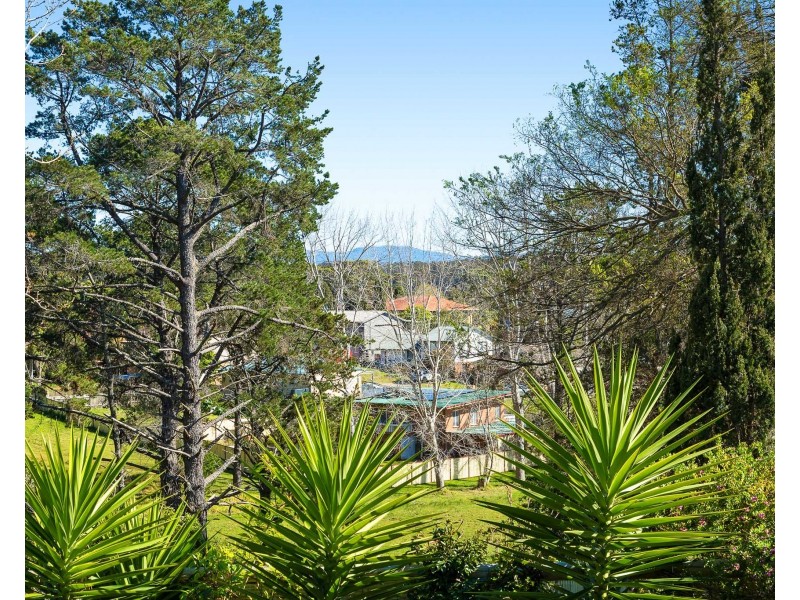 11 Thomson Parade, Dalmeny NSW 2546