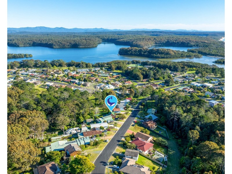 11 Thomson Parade, Dalmeny NSW 2546