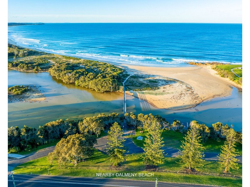 11 Thomson Parade, Dalmeny NSW 2546