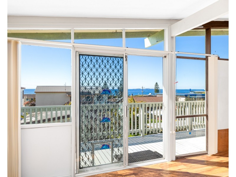 28 Sunset Boulevard, Kianga NSW 2546