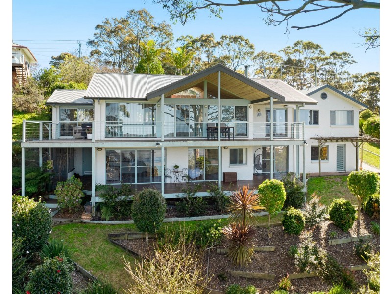 29 Hillcrest Avenue, North Narooma NSW 2546