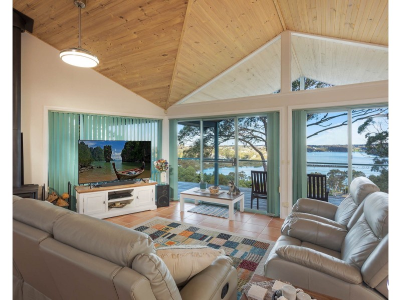 29 Hillcrest Avenue, North Narooma NSW 2546