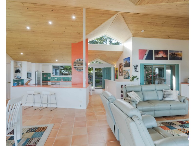 29 Hillcrest Avenue, North Narooma NSW 2546